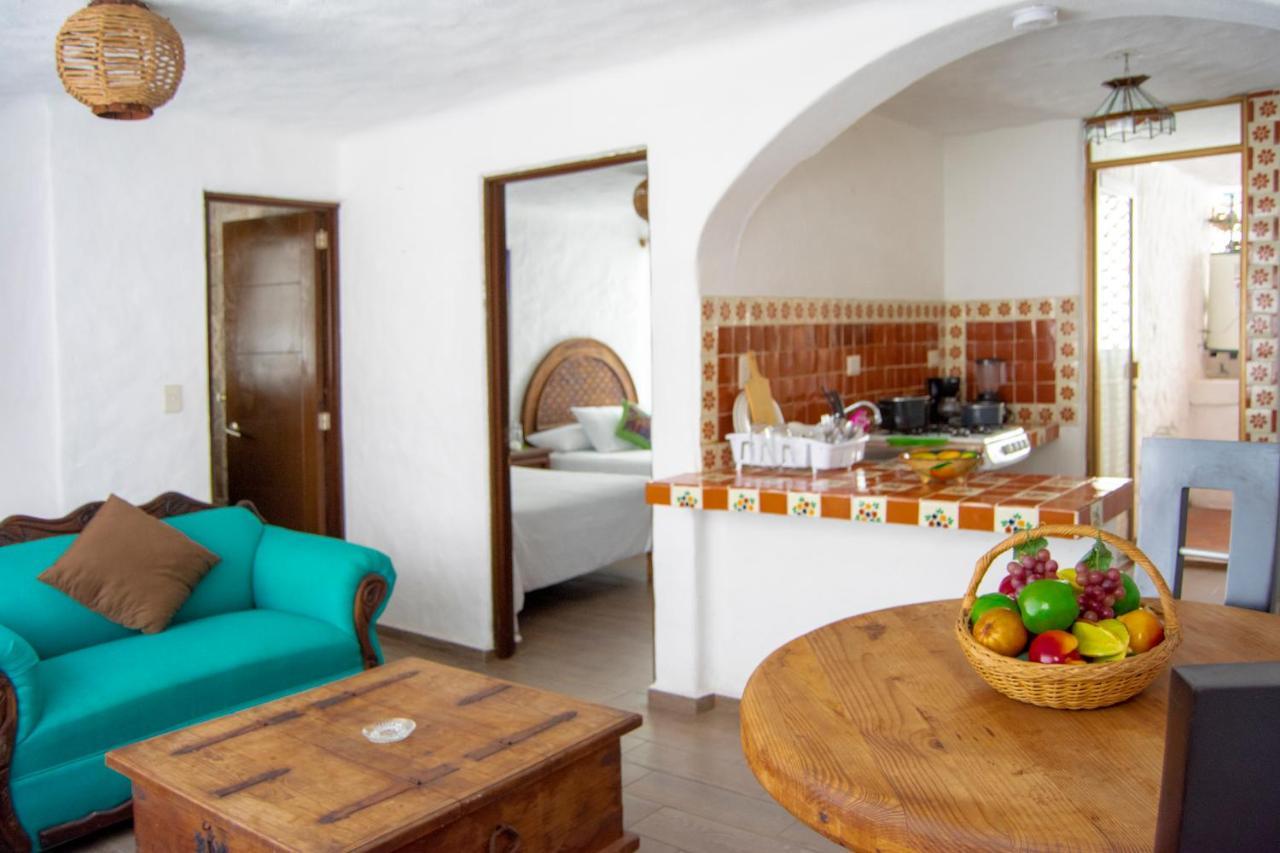 Petit Hotel Pilitas (Adults Only) Пуерто-Вальярта Екстер'єр фото