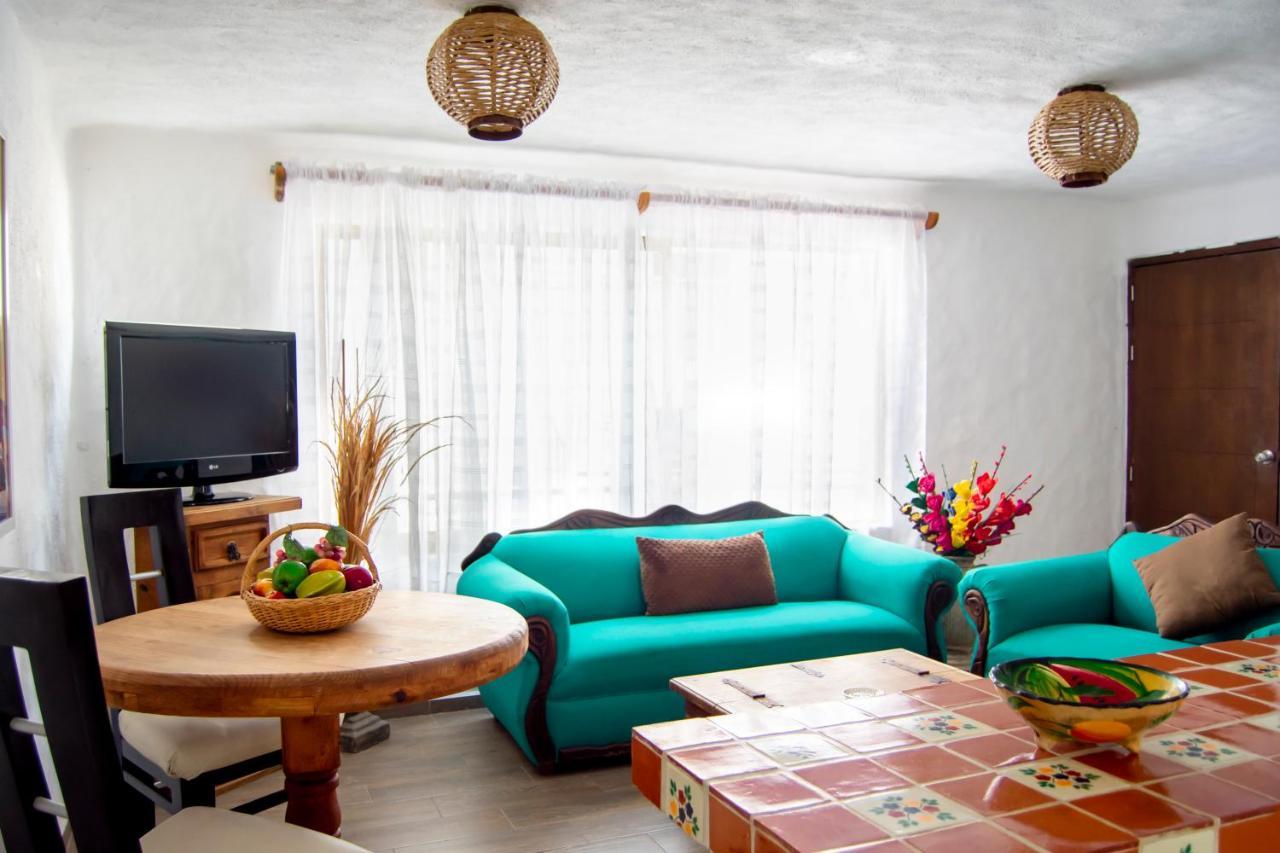 Petit Hotel Pilitas (Adults Only) Пуерто-Вальярта Екстер'єр фото