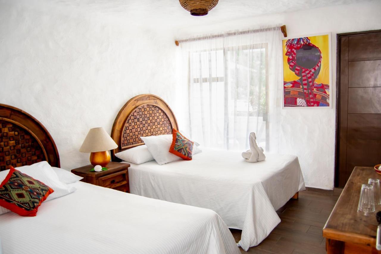 Petit Hotel Pilitas (Adults Only) Пуерто-Вальярта Екстер'єр фото