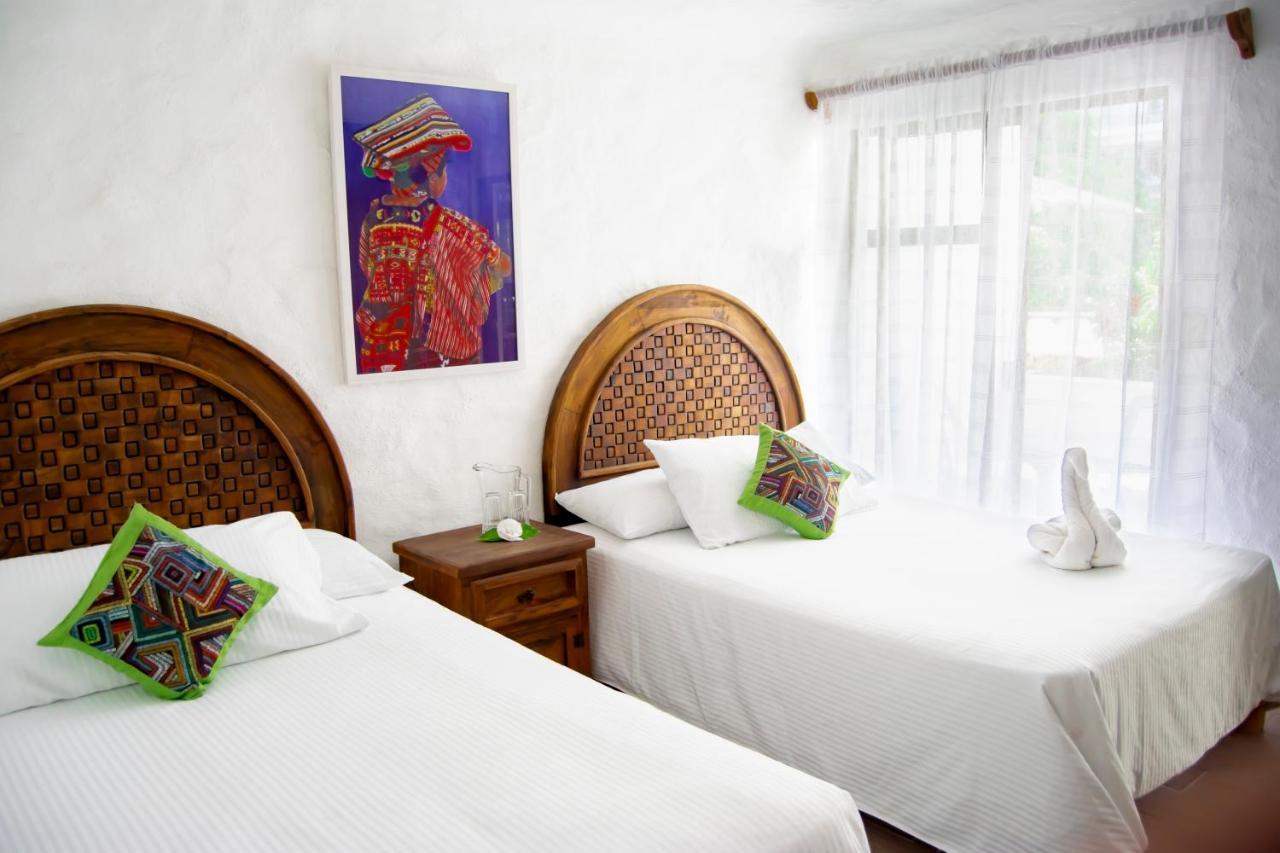 Petit Hotel Pilitas (Adults Only) Пуерто-Вальярта Екстер'єр фото